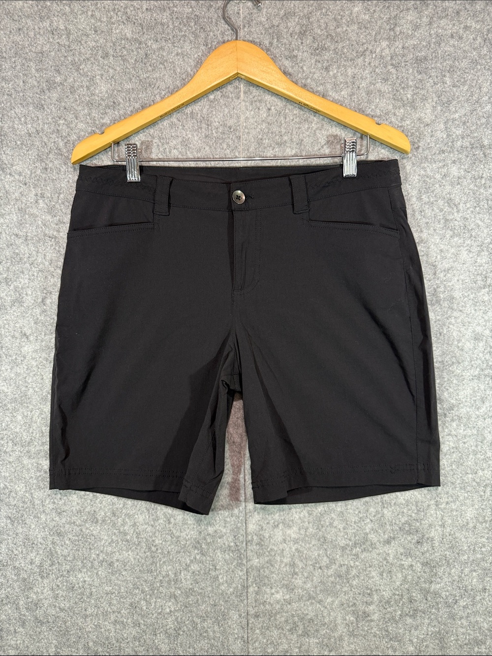 Eddie Bauer Bermuda Shorts - Womens 10 - Black Summer Hiking Outdoor Walking
